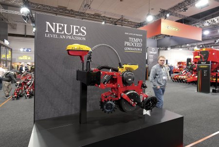 U výsevní jednotky Tempo prošly modernizací mechanické části i elektronika.