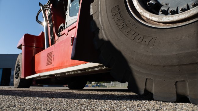 Jako nejvhodnější se ukázal model PORTMAX PM 90, který je navržený pro těžké průmyslové
nasazení.