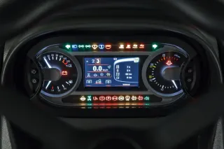 Digitální přístrojová deska traktoru Zetor