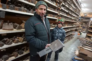 Bratři vlastní rekordní sbírku hoblíků a seker. Nechybí ani vzácné křížové sekery, které zakázala Marie Terezie