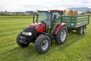 Traktor Case IH Farmall 75 A