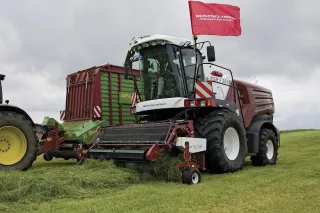Samojízdná řezačka Rostselmash F 2650