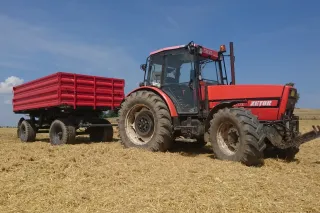 Renovovaný traktorový vlek BSS 10.08