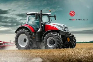 Traktor Steyr Terrus CVT na poli
