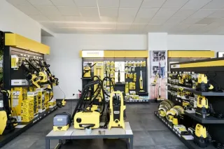 Prodejna Kärcher s čisticí technikou a příslušenstvím
