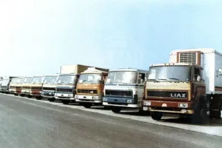 Řada historických nákladních vozů LIAZ 100