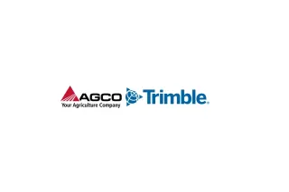 Loga společností AGCO a Trimble
