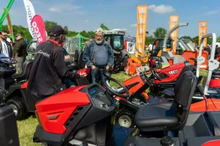 Návštěvníci a technika na výstavě DemoGreen