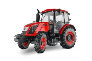 Červený traktor Zetor Proxima na bílém pozadí