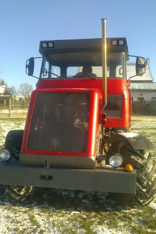 Traktor vyrobený v domácích podmínkách a z běžně dostupných dílů - Praga, Liaz, Zetor apod.