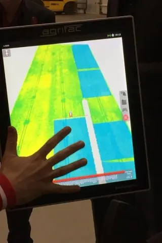 Ukázka mapy pole na terminálu postřikovače Agrifac.