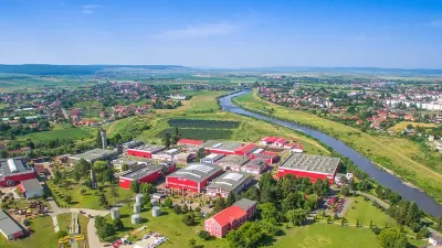 Výrobní závod.
