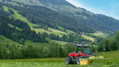 Nový čelní žací stroj Krone EasyCut-Highland