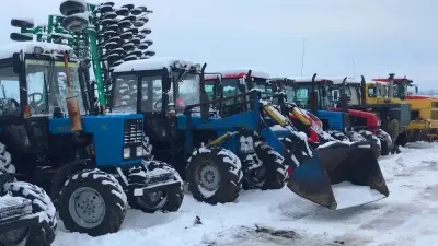 Toto je podle ruského předpisu špatné dlouhodobé skladování techniky. Zdroj foto - Jurij Leontjev