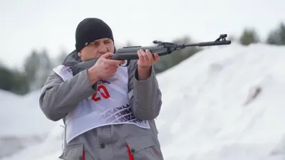 Přesnost a rychlost. Traktorový biatlon z pohledu řidiče. Oblíbené kratochvíle se účastní elita z Ruska a Běloruska. Zdroj foto - Vladimir Oreshko