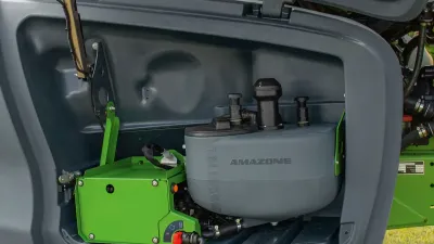 Detail systému Amazone DirectInject v postřikovači.