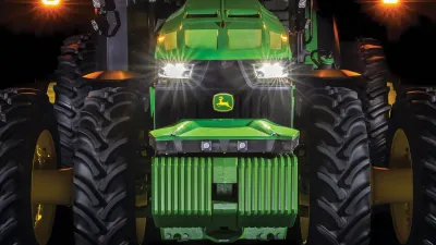 John Deere představil autonomní traktor. Už letos zamíří do prodeje!