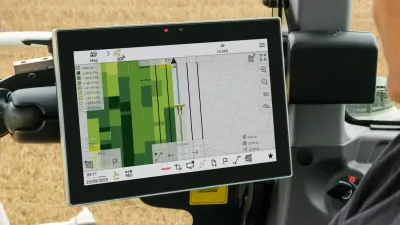 Živá mapa výnosu na terminálu CEMIS 1200 v kabině řezačky CLAAS JAGUAR 1000