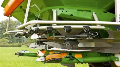 Detail rozmetadla Amazone s rozmetacími kotouči