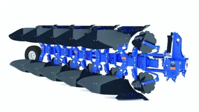 Otočný pluh v modré barvě New Holland