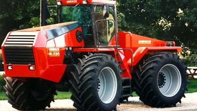 Červený kloubový traktor Horsch K 735