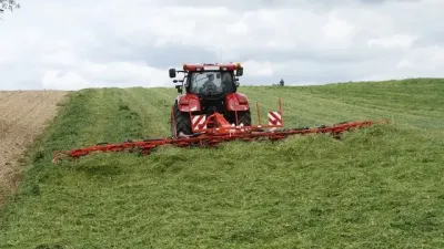 Největší nesený obraceč Kuhn s ještě rychlejším a vyšším zdvihem