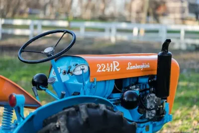 Traktor Lamborghini 2241R – lamborghini kapota
