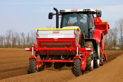 Traktor Steyr