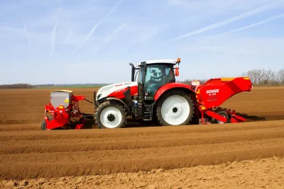 Traktor Steyr