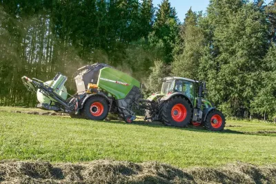 Fendt Rotana s ovíječkou.