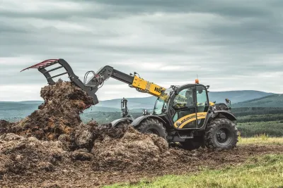 New Holland TH