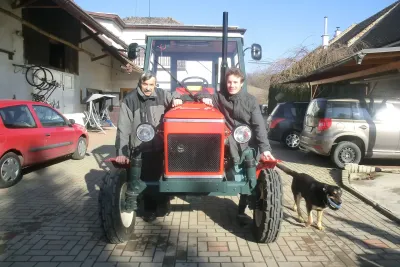 Na renovaci se podílel Jan Vávra a jeho otec.