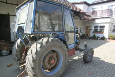 Zetor 6911