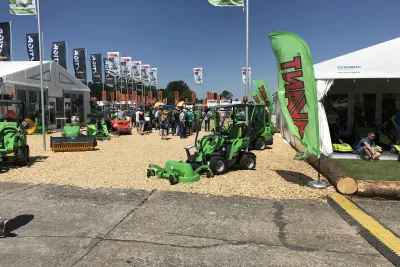 Demopark 2019, trávníková show s golfovým a sportovním trávníkem
