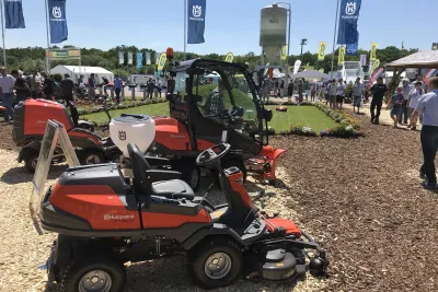 Demopark 2019, trávníková show s golfovým a sportovním trávníkem