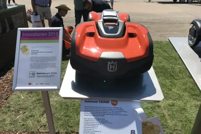 Demopark 2019, trávníková show s golfovým a sportovním trávníkem
