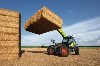 Teleskopický manipulátor Claas Scorpion 960