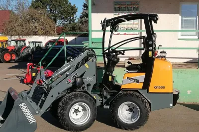 Nakladač GIANT G1500