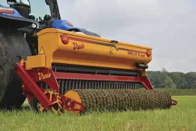 Vredo je známo v ČR jako leader v prodeji speciálních strojů na přísev luk a pastvin