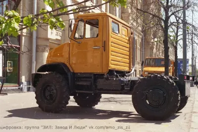 ZIL-390610