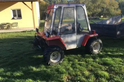 Svahový traktor Reform Metrac 2002