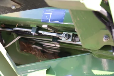 Krone Big Pack 1290 HDP VC s akumulačním vozíkem BaleCollect