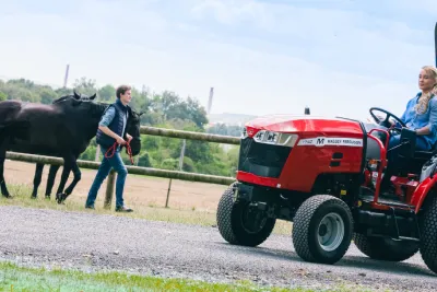 Zástupce nové modelové řady Massey Ferguson 1700 M