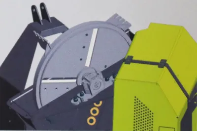 Řezací disk štěpkovačů Junkkari je vybaven čtyřmi noži, které lze plynule nastavit podle požadované velikosti štěpky.