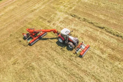 První prodaný Steyr Impuls CVT zamířil do Libhošti. Zapojí se do těžkých polních prací. Zdroj foto - Jan Urban