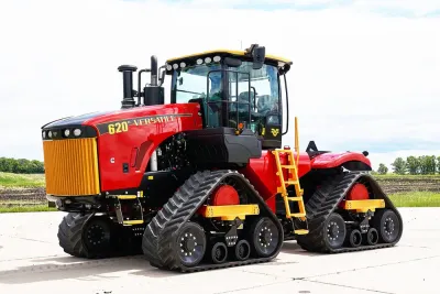 Traktory Versatile modelového roku 2022 poskytnou více výkonu a řadu inovací