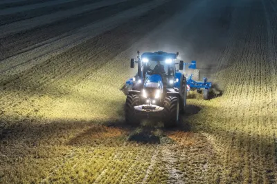 New Holland T7 HD se zcela novou kabinou a ovládáním zaujme řadou jedinečných funkcí.