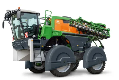 Zelenooranžový samojízdný postřikovač Amazone Pantera 4504-HW.