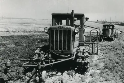 Už v 50. letech v SSSR vyjel na pole traktor s automatickým řízením. Jeho konstruktér své znalosti využil při Černobylské havárii.