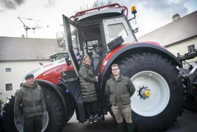 Rakouská armáda převezme devět traktorů Steyr 6300 Terrus CVT s pancéřovou kabinou.